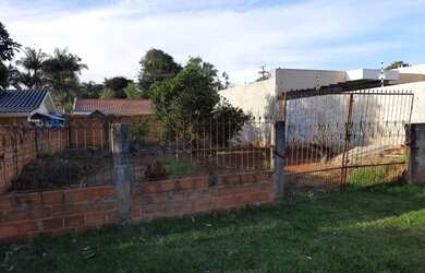 Imagem: O terreno está localizado em Polo Universitário, Foz do Iguaçu