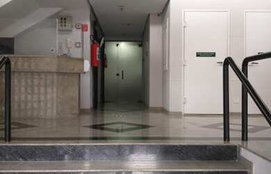 Imagem: O depósito possui 128m² de Área e está localizado em Bairro