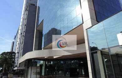 Imagem: O depósito possui 5 Vagas na garagem, 293m² de Área e está