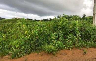 Imagem: O terreno possui 320m² de Área e está localizado em Viçosa