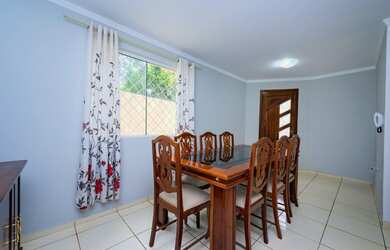 Imagem: A casa em condomínio possui 2 Dormitórios, 1 Banheiro, 2 Vagas