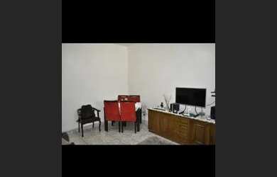 Imagem: A casa possui 2 Dormitórios, 1 Banheiro, 79m² de Área e