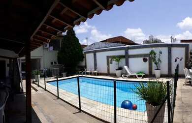 Imagem 8: Casa 5/4, sendo 3 Suites, Piscina e Área Gourmet com Churrasqueira na...