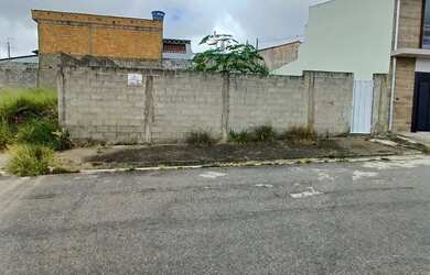 Imagem: O terreno possui 204m² de Área e está localizado em Centro