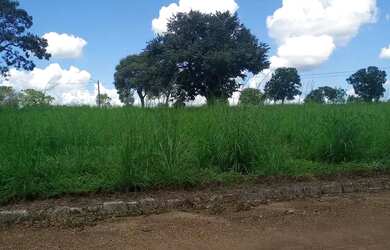 Imagem: O terreno possui 297m² de Área e está localizado em Luzimangues