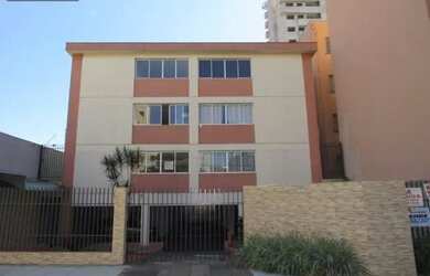 Imagem: O apartamento possui 1 Dormitório, 1 Banheiro, 1 Vaga na garagem