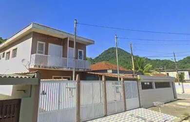 Imagem: A casa possui 2 Dormitórios, 2 Banheiros, 1 Vaga na garagem