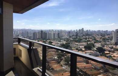 Imagem: O apartamento possui 4 Dormitórios, 4 Banheiros, 5 Vagas na