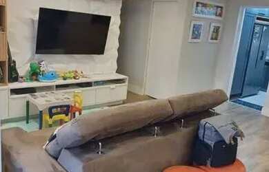 Imagem: O apartamento possui 2 Dormitórios, 2 Banheiros, 2 Vagas na