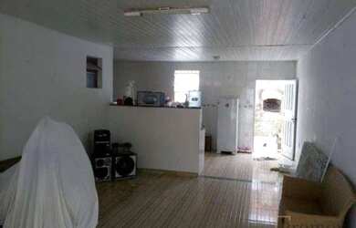 Imagem 2: Casa para venda com 188 metros quadrados com 2 quartos