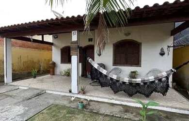 Imagem: A casa e possui 2 Dormitórios, Suítes, 2 Banheiros, 1 Vaga