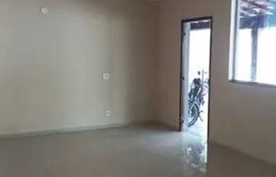 Imagem: A casa possui 4 Dormitórios, 3 Banheiros, 4 Vagas na garagem