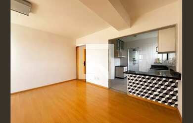 Imagem: O apartamento possui 2 Dormitórios, 2 Banheiros, 2 Vagas na