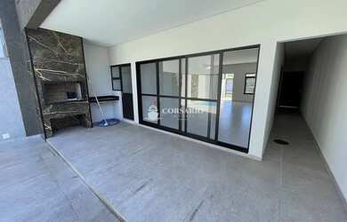 Imagem 8: Sobrado 03 Suítes e piscina no centro de Matinhos