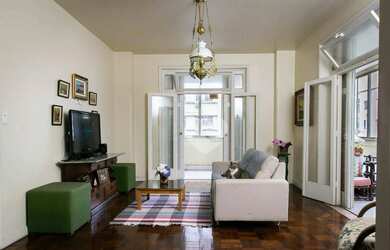 Imagem: O apartamento possui 4 Dormitórios, 4 Banheiros, 1 Vaga na