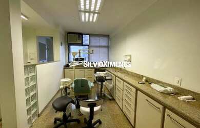 Imagem: O depósito para alugar possui e está localizado em Savassi