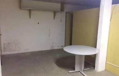 Imagem 5: Galpão/Depósito/Armazém para aluguel possui 500 metros quadrados em...