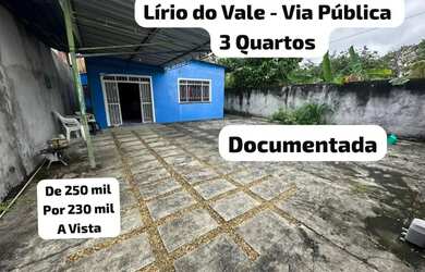 Imagem: A casa possui 3 Dormitórios, 2 Banheiros, 4 Vagas na garagem