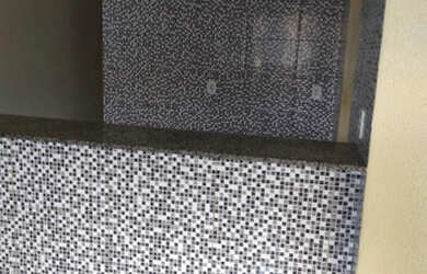 Imagem: O apartamento possui 2 Dormitórios, 1 Banheiro e 1 Vaga na