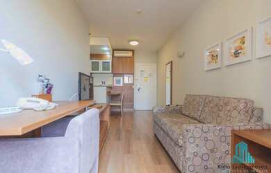 Imagem: O studio possui 1 Dormitório, 1 Banheiro, 1 Vaga na garagem