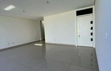 Imagem 3: Casa sobrado no Cardoso em Aparecida de Goiania