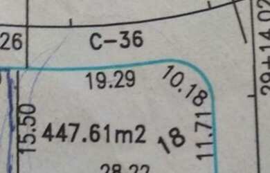 Imagem: O terreno à venda possui 863m² de Área e Imóvel novo e está
