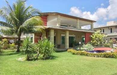 Imagem: A casa em condomínio possui 5 Dormitórios, 5 Banheiros, 4