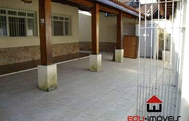 Imagem: A casa possui 2 Dormitórios, 2 Banheiros, 4 Vagas na garagem