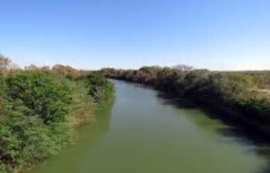 Imagem: A fazenda está localizado em Centro, Urucuia à venda por R$1.680.000