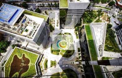 Imagem: O depósito possui 5 Vagas na garagem, 1.858m² de Área e