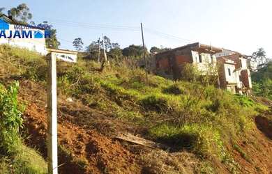 Imagem: O terreno possui 250m² de Área e está localizado em Chácara