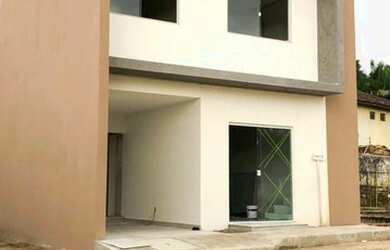 Imagem: A casa em condomínio possui 3 Dormitórios, 3 Banheiros, 1