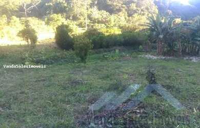 Imagem: A fazenda possui 600m² de Área e está localizado em Campo