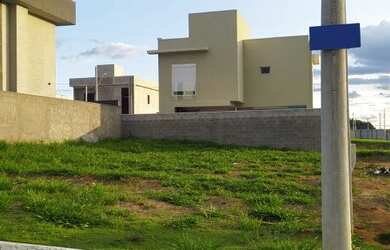 Imagem: O terreno possui 260m² de Área, Imóvel novo e está localizado