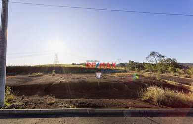 Imagem: O terreno possui 360m² de Área e está localizado em Joaçaba