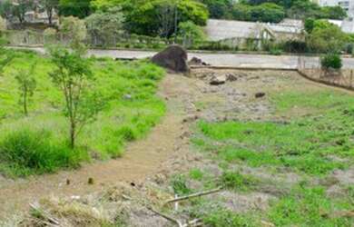 Imagem: O terreno possui 612m² de Área e está localizado em Jardim