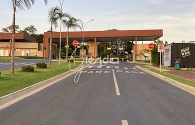 Imagem 3: Jardins Bolonha vendo lote quitado com 300m² em condomínio fechado FGR