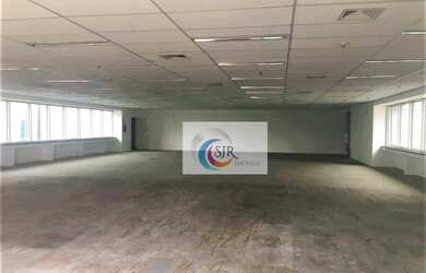 Imagem: O depósito possui 5 Vagas na garagem, 955m² de Área e está