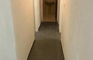 Imagem: O depósito possui 2 Vagas na garagem, 80m² de Área e está