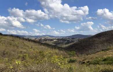 Imagem: O terreno possui 17m² de Área e está localizado em Gravatá