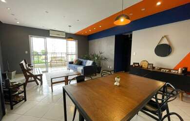 Imagem: O apartamento possui 4 Dormitórios, 3 Banheiros, 2 Vagas na