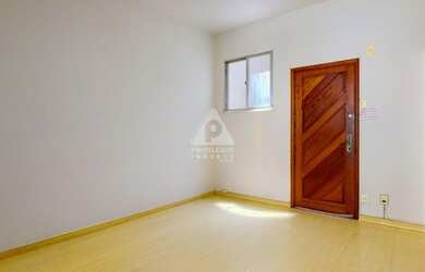 Imagem: A kitnet possui 1 Banheiro, 37m² de Área e está localizado