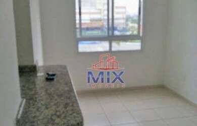 Imagem: O apartamento possui 1 Dormitório, 1 Banheiro, 1 Vaga na garagem