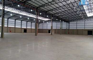 Imagem: O depósito possui 5 Vagas na garagem, 4.280m² de Área, Imóvel