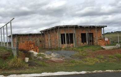 Imagem 1: Casa em Condomínio para Venda - Cerejeiras, Guararema - 257m², 8 vagas