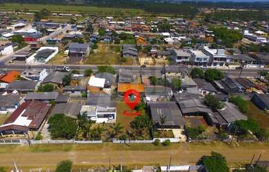 Imagem: O terreno possui 300m² de Área e está localizado em Balneário