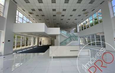 Imagem: O depósito possui 1080m² de Área e está localizado em Bairro