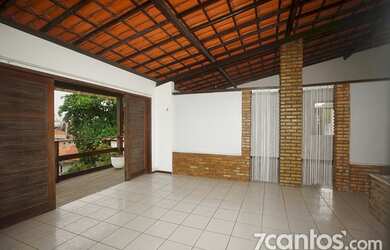 Imagem: A casa possui 2 Dormitórios, 1 Banheiro, 78m² de Área, Imóvel