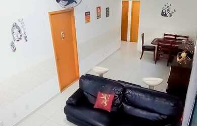 Imagem: A casa em condomínio possui 3 Dormitórios, 2 Banheiros, 2