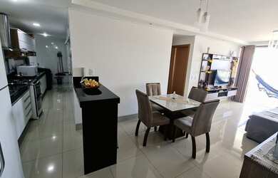 Imagem: O apartamento possui 2 Dormitórios, 2 Banheiros, 2 Vagas na